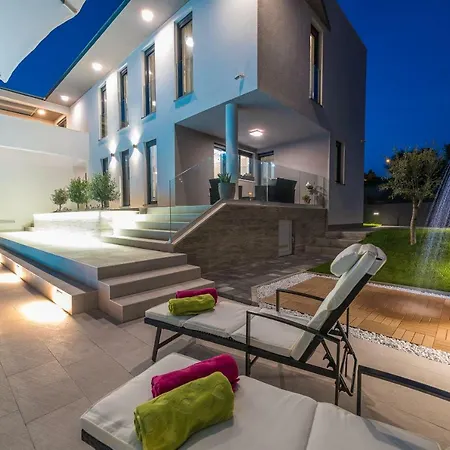 Apartment Franica *